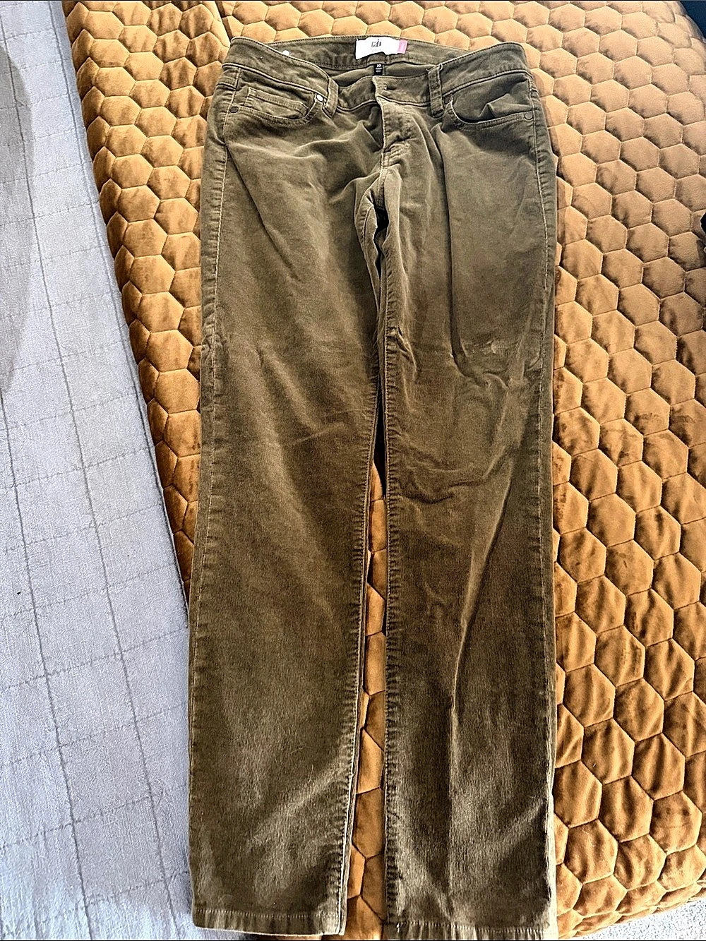 Cabi Straight Leg Pants in Olive Size 10